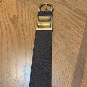MK belt
